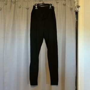 black Shein cross over leggings